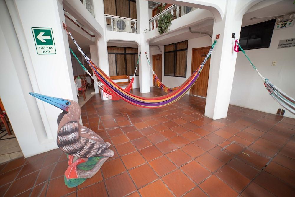 Hotel Red Booby Puerto Ayora  Exterior foto