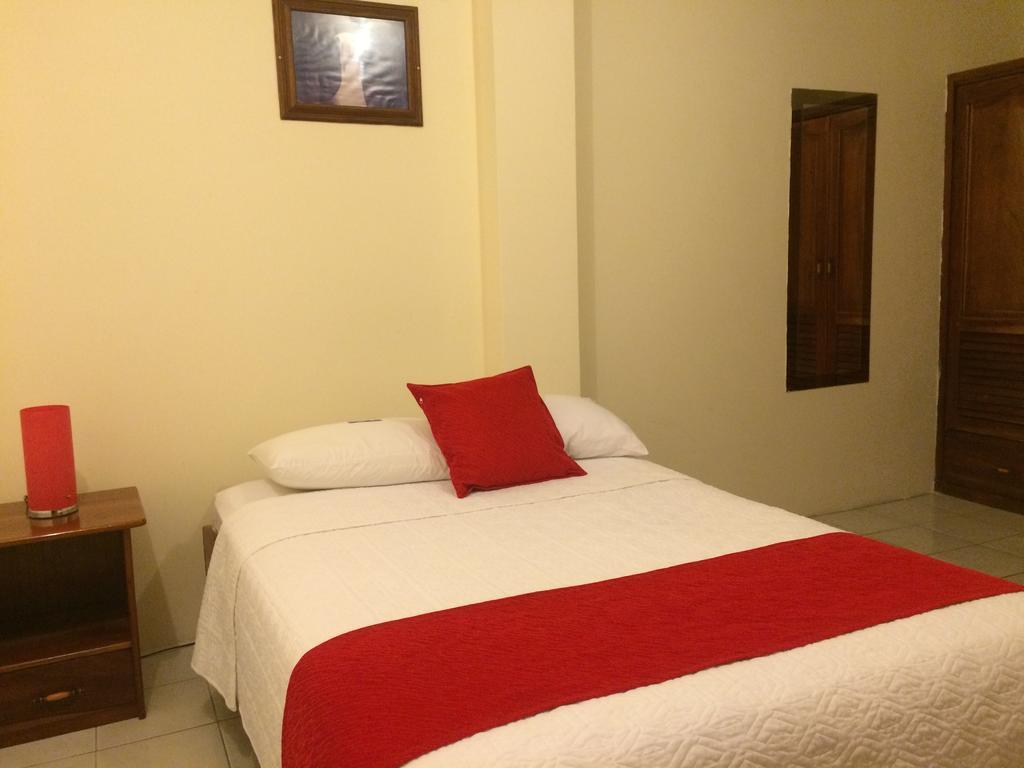 Hotel Red Booby Puerto Ayora  Quarto foto